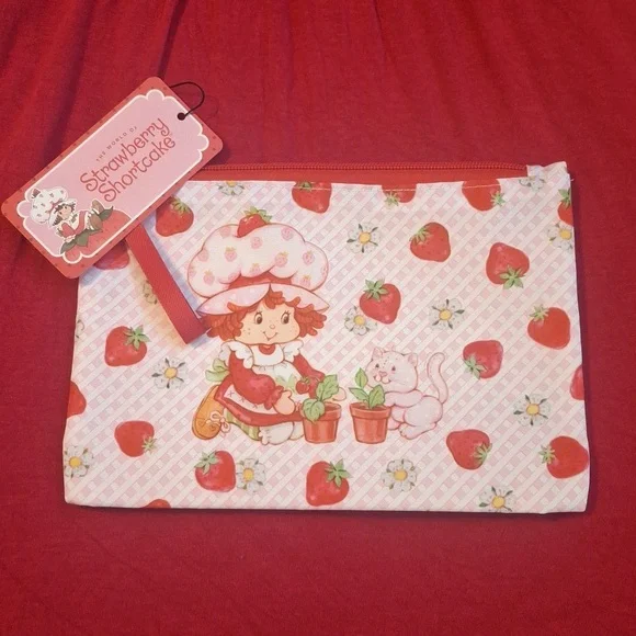Strawberry Shortcake Surprise Bundle - Picture 2 of 4
